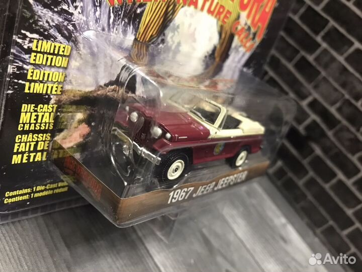 Greenlight 1/64 Jeep Jeepster 1967г. 