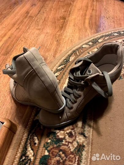 Женская обувь. Размер 39. Весна/осень