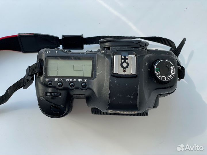 Зеркальный фотоаппарат canon EOS 5D mark II