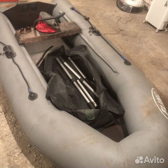 Надувная лодка Flinc с мотором sea-pro 3л/с