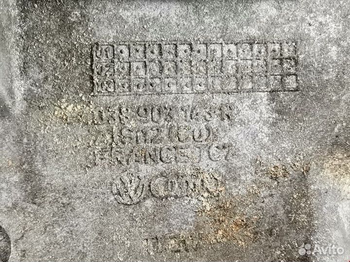 Кронштейн генератора Volkswagen Golf 4 2002