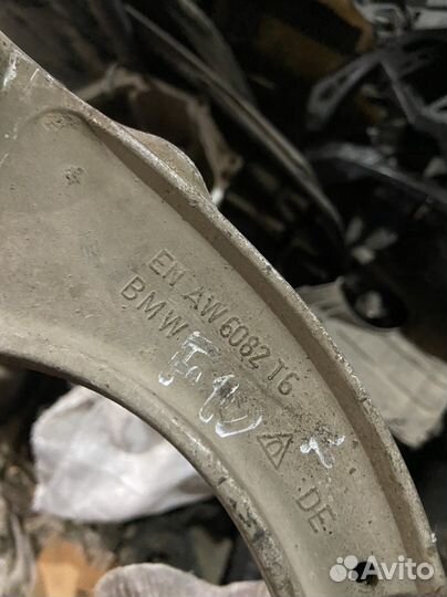 Верхний левый рычаг Бмв f10