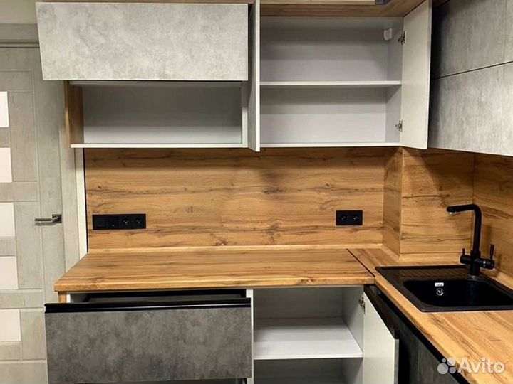 Кухонный гарнитур 