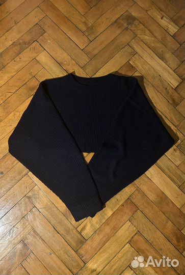 Свитер укороченный