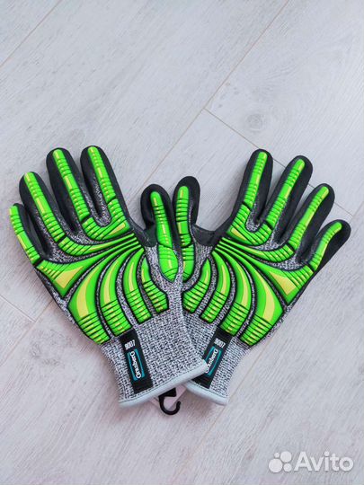 Защитные перчатки granberg