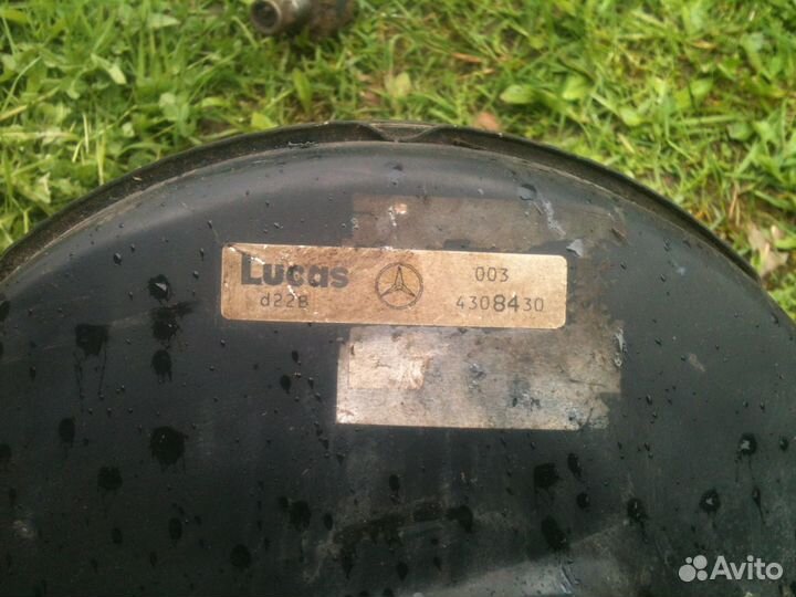 Мерседес 124 Вакуумный усилитель