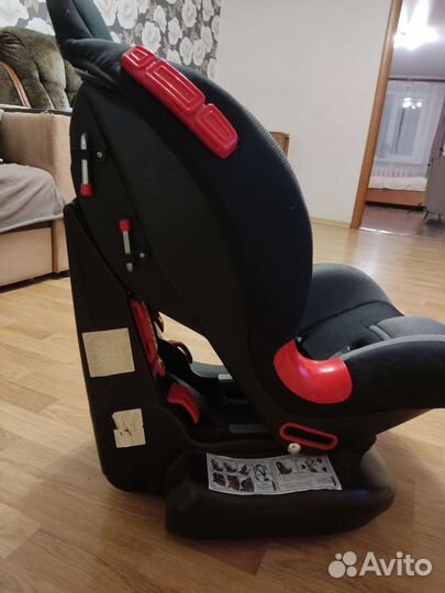Детское автомобильное кресло