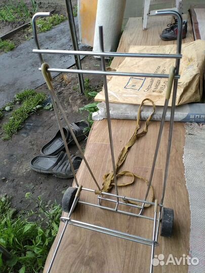 Тележки садовые