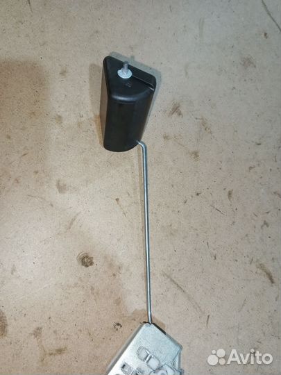 Датчик уровня топлива Mitsubishi Outlander 3