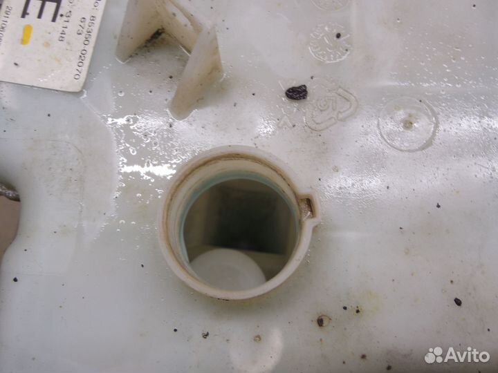 Бачок омывателя лобового стекла Corolla E15 2006-2