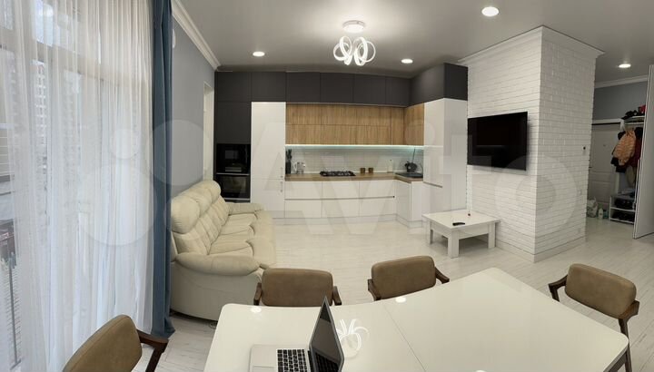 3-к. квартира, 70 м², 1/8 эт.