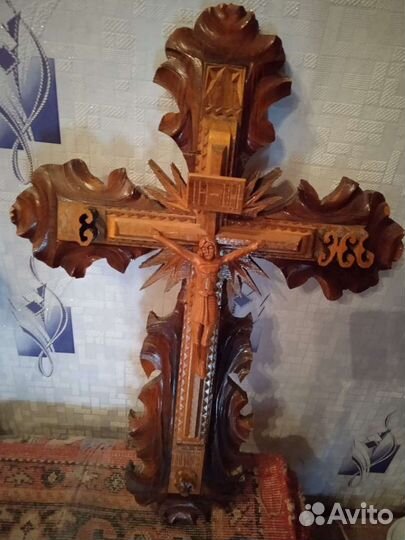 Крест деревянный