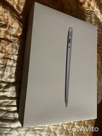 Коробка пустая от MacBook a2485,a1466,a1369 iPad 1