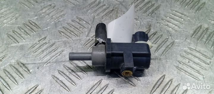 Вакуумный клапан Toyota Vitz