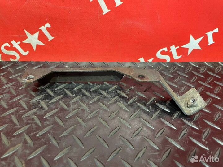 Кронштейн трубопровода компрессора Scania 5-series