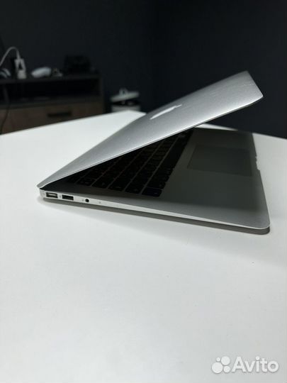 Apple MacBook Air 13 2011 / 256Gb SSD