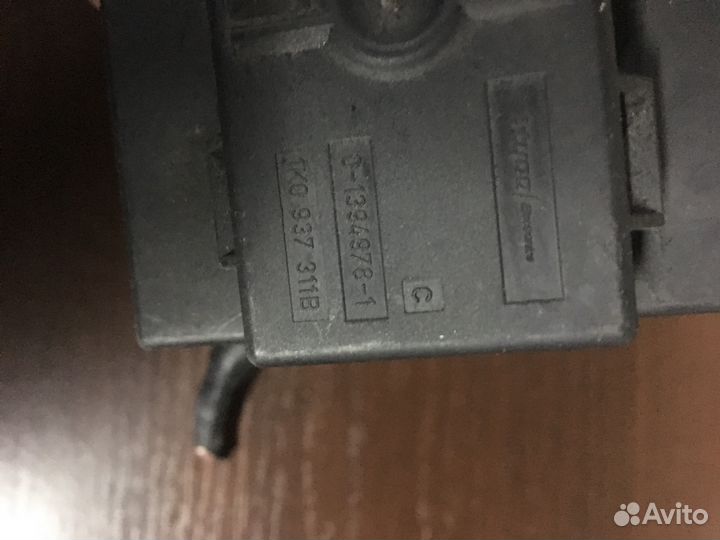 1k0937311b VW,Audi,Skoda блок предохранителей