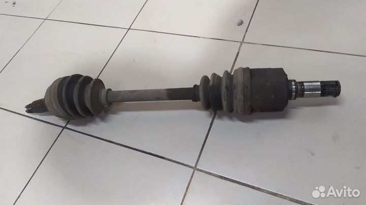 Полуось передняя левая Kia Spectra