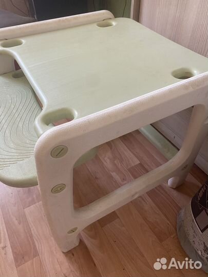 Детский стульчик для кормления