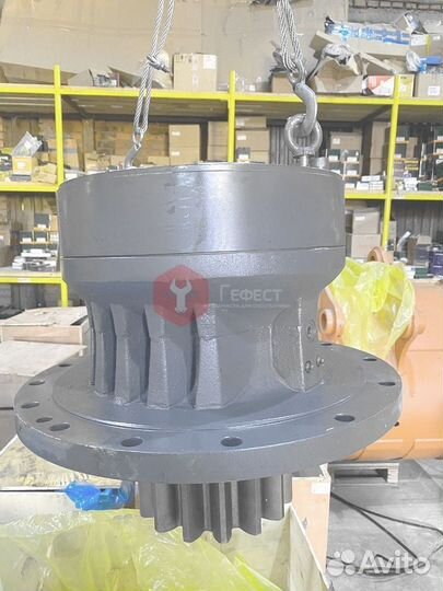 Редуктор поворота SK250-6E LQ32W00009F1