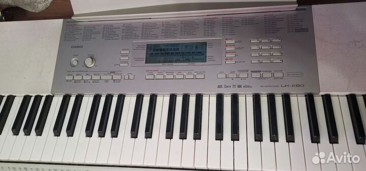 Синтезатор Casio lk-280