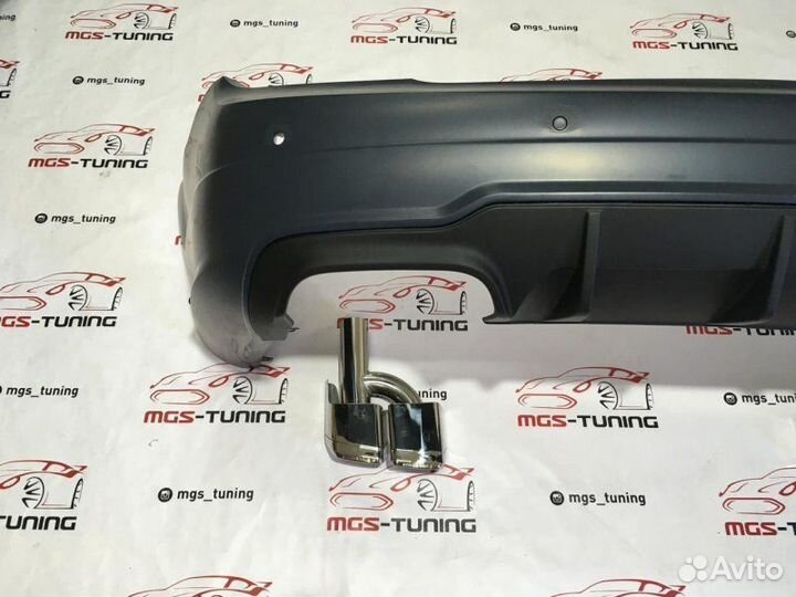 Обвес С63 AMG W204 Черная решетка + насадки ромб