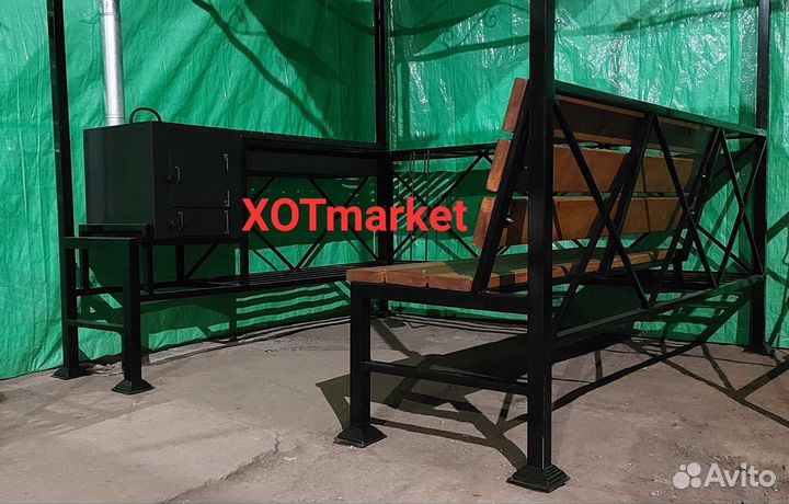 Мангал с крышей