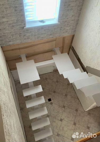 Г-образная лестница