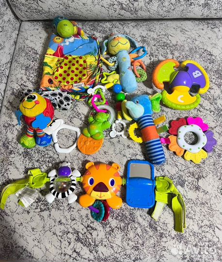 Игрушки набором