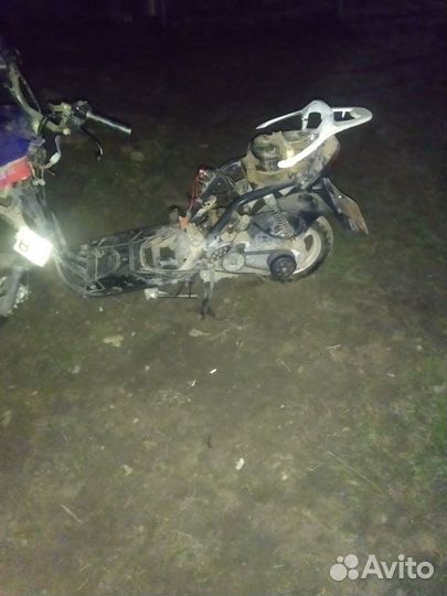 Продается скутер не на ходу надо за водную лапку