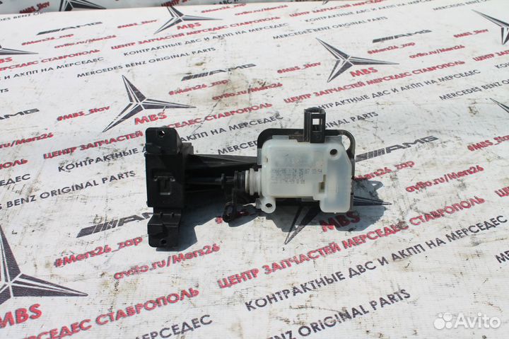 Привод лючка бензобака мерседес w221