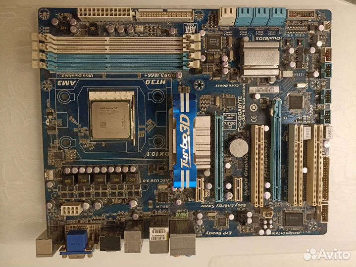 Материнская плата с процессором и памятью