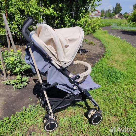 Прогулочная коляска типа трость