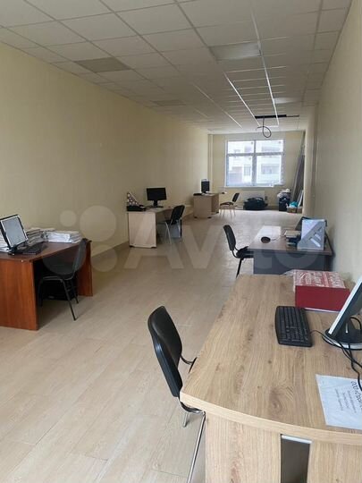 Торговая площадь, 60 м²