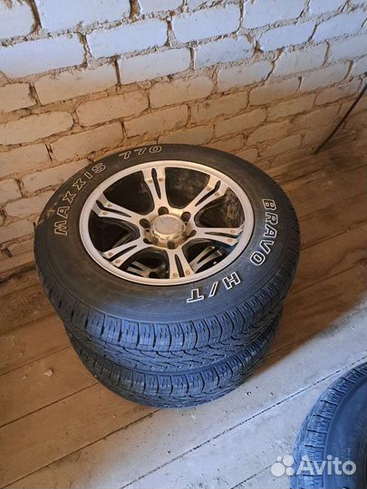 Maxxis Bravo HT-770 235/65 R17