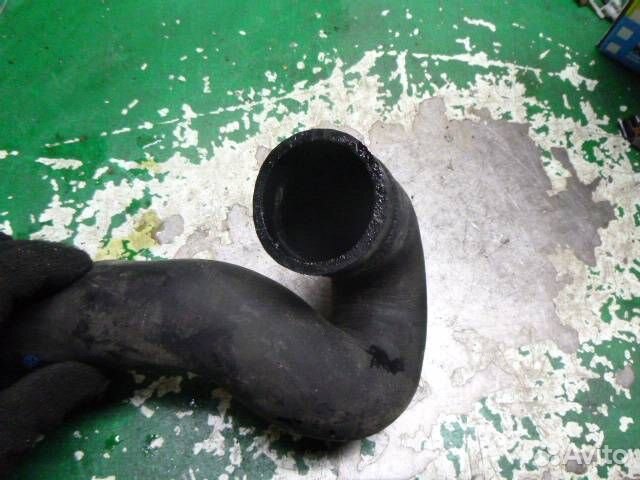 Патрубок интеркулера Audi A4 B5 1998 8D0145746
