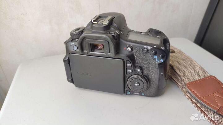 Canon EOS 60D body всё работает