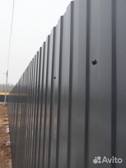 Заборы из профнастила