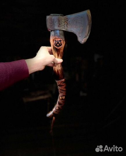 Топор кованый Лапа Велеса ручная работа