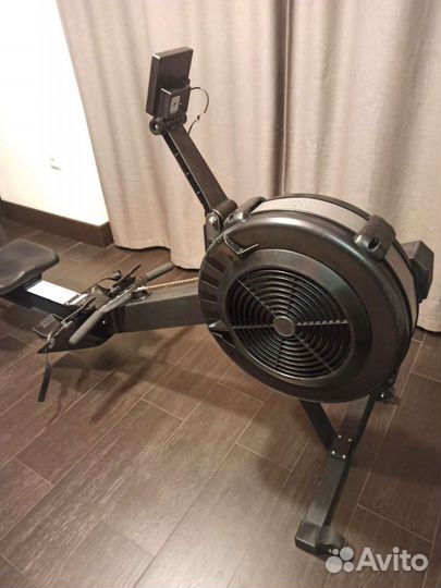 Гребной тренажёр