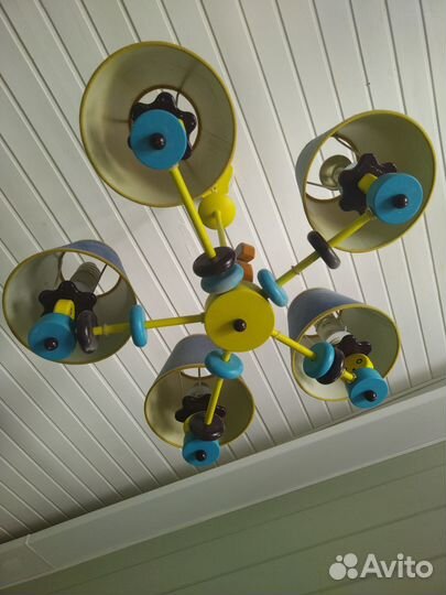 Люстра для детской комнаты