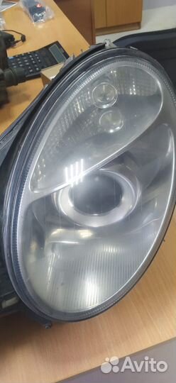Фара Mercedes-Benz E-Class 2004 передняя правая