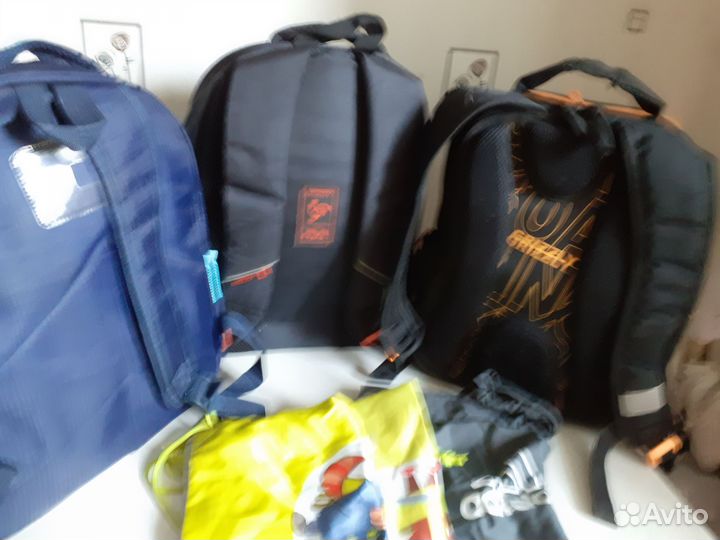 Рюкзаки школьные мальчикам.и девочкам