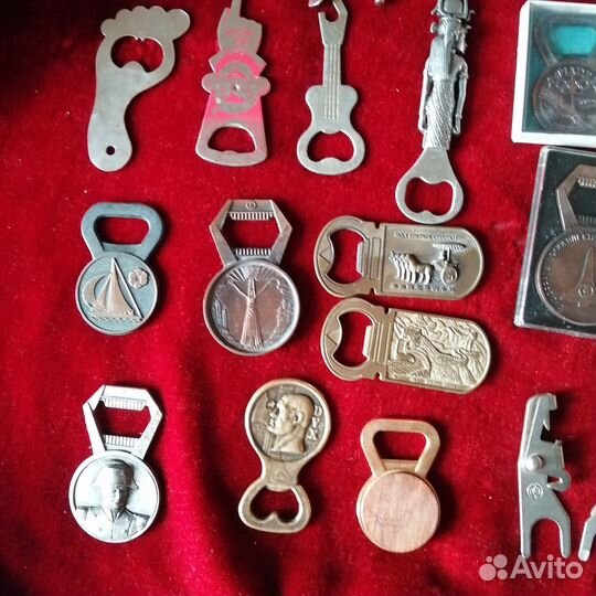 Коллекция открывалок 21 шт и 2 штопора