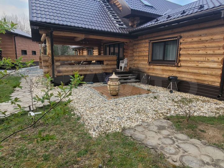 Дом 225 м² на участке 20 сот.