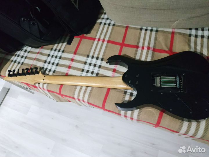 Семиструнная электрогитара Ibanez RG 7620