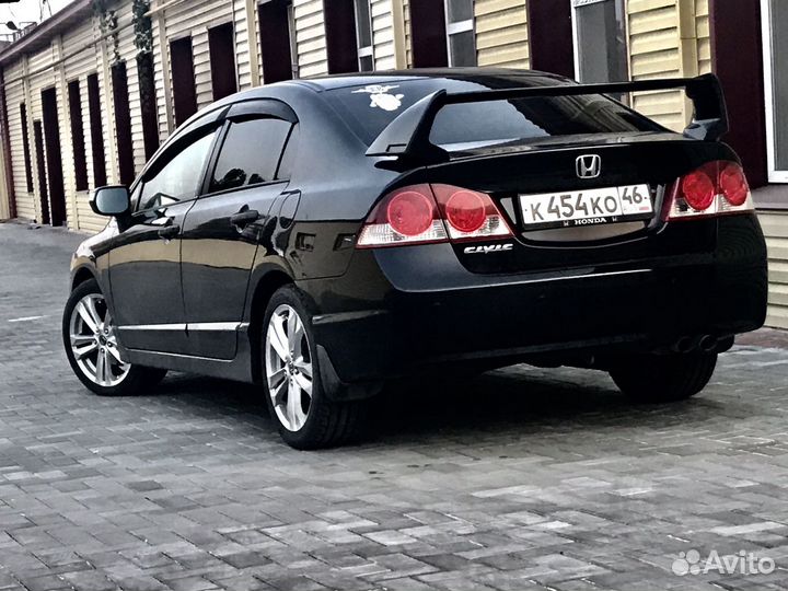 Спойлер Хонда Цивик 4д