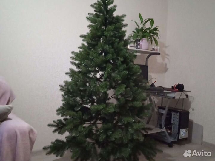 Ёлка литая Россия 180 см