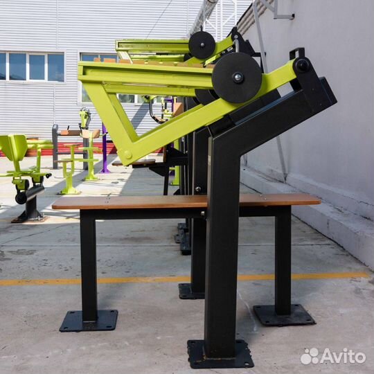 Детский спортивный комплекс и уличные тренажеры