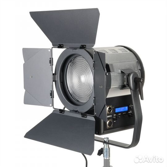Осветитель студийный GreenBean Fresnel 200 RGB X3
